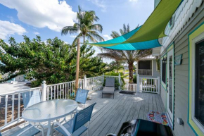 307 Lazy Way Island Life Suite - Top by Coastal Vacation Properties